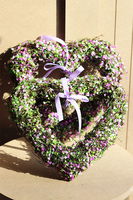 Violet Pond, wianek na drzwi