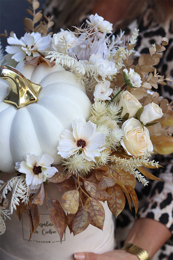 Jesienny Czas, welurowy flowerbox jesienny z dynią