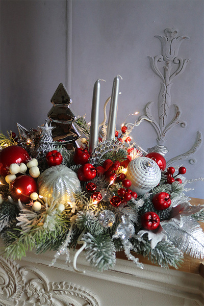 Red & Silver, świąteczny stroik LED na tacce