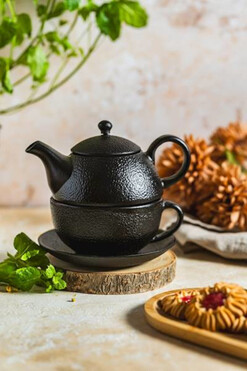 Awaji Tea 4 One, żeliwny zestaw do herbaty, czarny, poj.0,4l