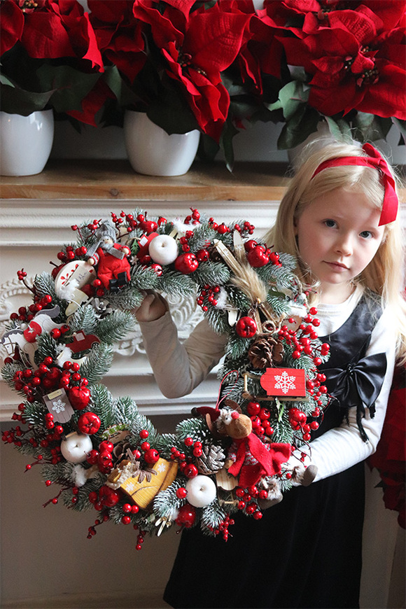 Kraina Mrozu, duży bożonarodzeniowy wianek