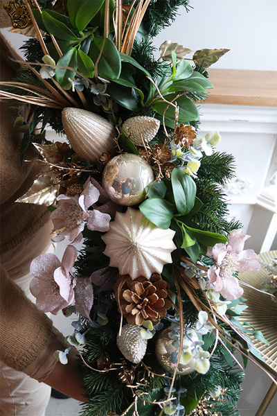 Olinea Christmas, świąteczna girlanda na kominek