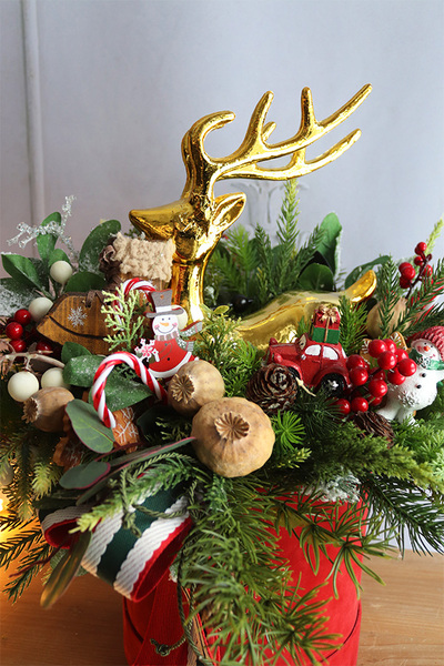 Złoty Jeleń, flowerbox świąteczny LED