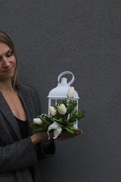 Angelo Spring Tulip, lampion nagrobny LED na kolumbarium