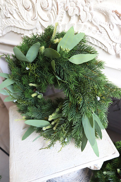 Naturalne Święta Lauric, realistyczny zimowy wianek iglasty, śr.35cm