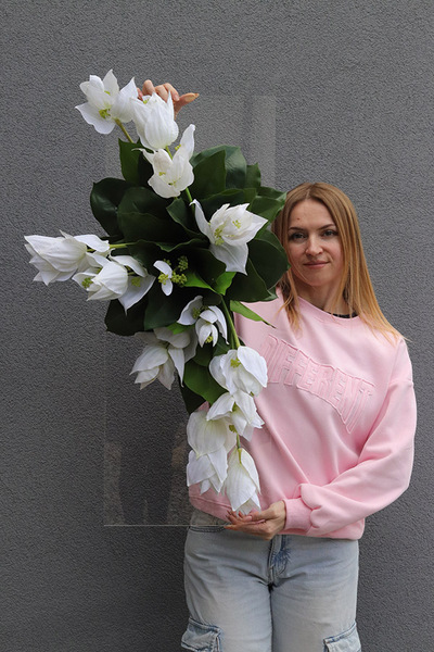 Clear Design Medinilla, dekoracja nagrobna na płycie