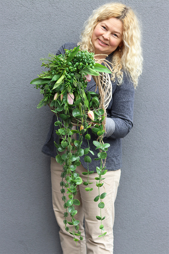 Chmiello 2, wiosenny wianek na drzwi z gumowymi tulipanami