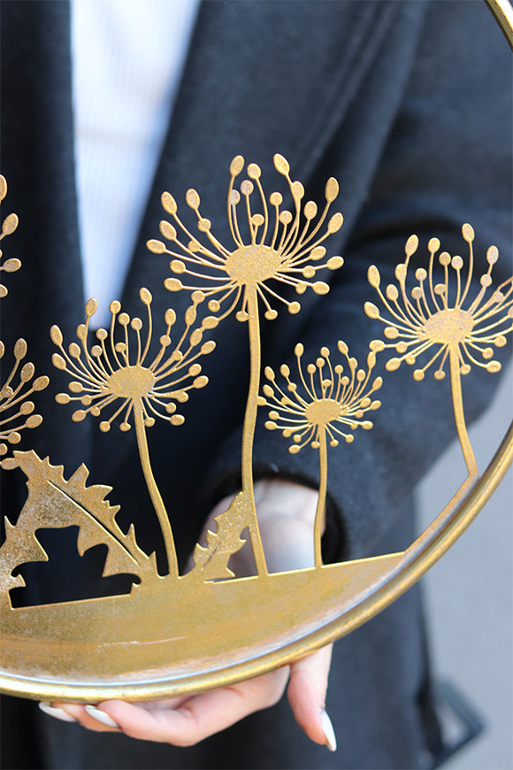 Złota Łąka, metalowy wianek dekoracyjny zawieszka