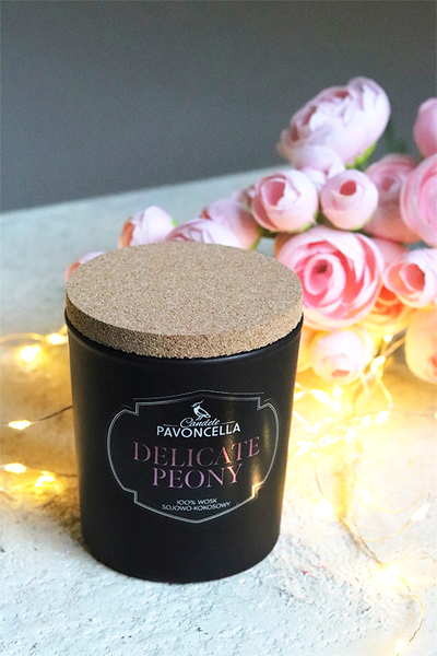 Delicate Peony, sojowo-kokosowa świeca zapachowa w szkle