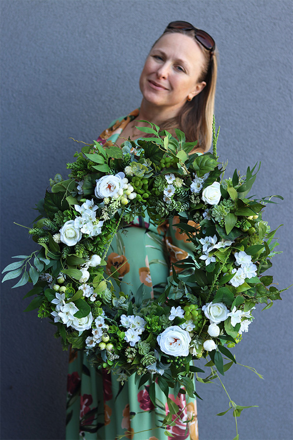 biały wianek na drzwi, Spring Wreath, śr.56cm 