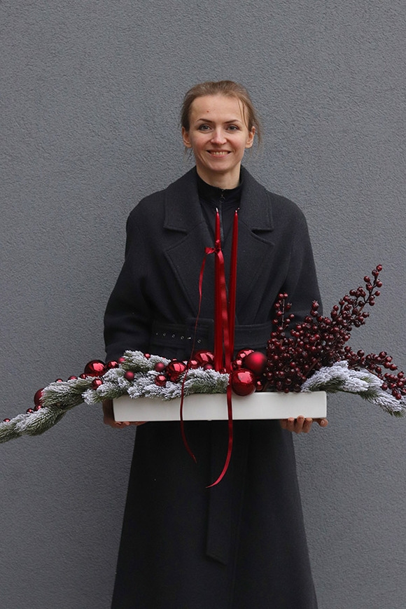 Longia Bordetta, stroik świąteczny z jagodami