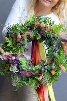 Green Love 2, barwny wianek na drzwi z sukulentami