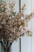 Kalina Bottle, bukiet kwiatów w wazonie