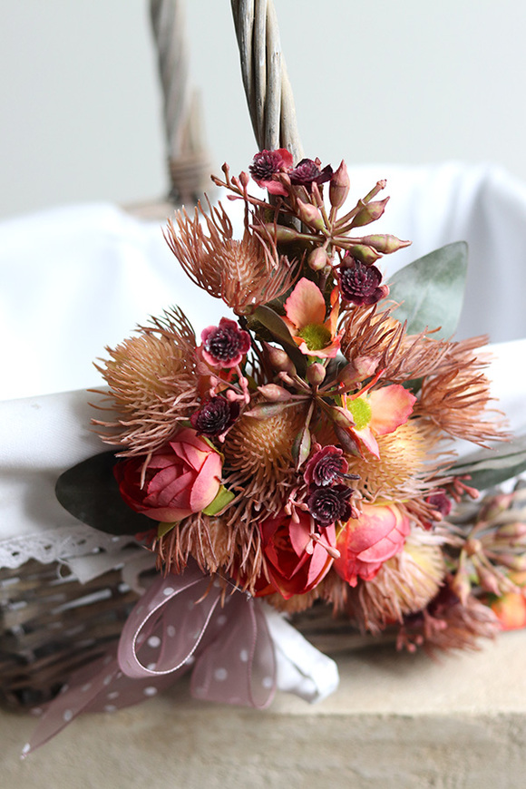 Morelowy Sad, dekorowany koszyczek wielkanocny