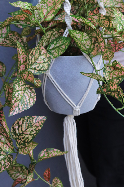 Green House, sztuczna roślina w wiszącej donicy