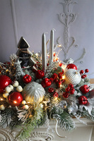 Red & Silver, świąteczny stroik LED na tacce