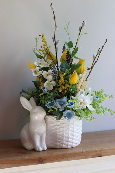 Evelive Rabbit, ceramiczna figurka zająca z dekoracją kwiatową