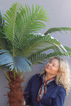 OD RĘKI Palma Kokosowa, sztuczna roślina w doniczce, wys.210cm