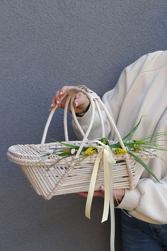 Żółte Szafirki, dekorowany koszyczek wielkanocny