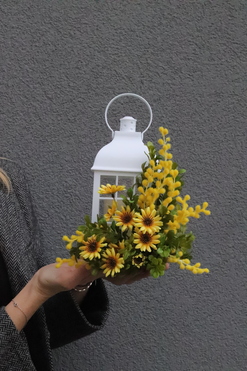 Angelo Spring Yellow, lampion nagrobny LED na kolumbarium, wys.27.5cm