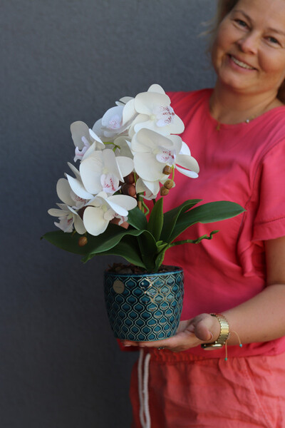 Turkusi, sztuczny storczyk w ozdobnej donicy