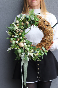 Green Wreath, wielkanocny wianek na drzwi z jajkami, rozp.43cm