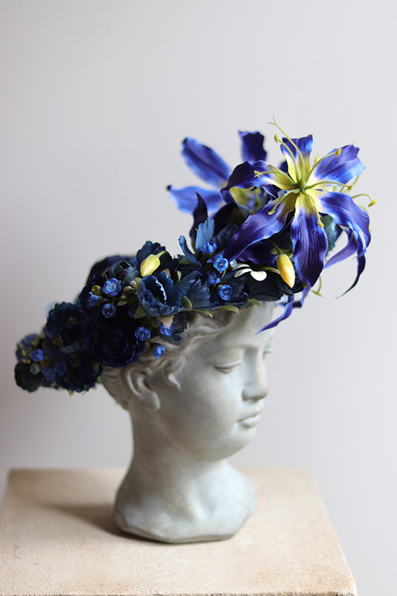  kwiatowy wianek na głowę Niebieska Mazovia, rozmiar uniwersalny