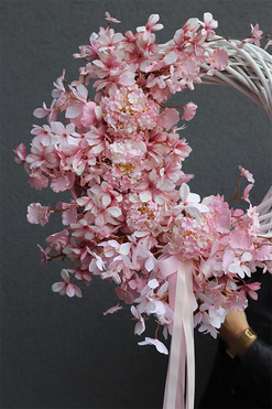 Eyre Pink 2, asymetryczny wianek dekoracyjny, rozp.50cm