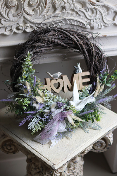 wielkanocny wianek Very Peri Home