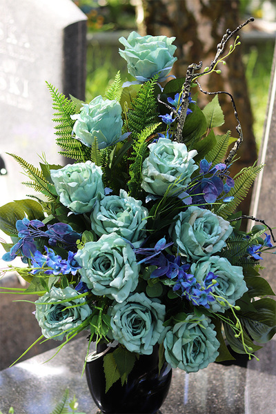 Mint Heart, bukiet nagrobny we wkładzie do wazonu