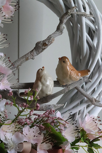 Sad Jabłoni, wiosenny wianek z ptaszkiem