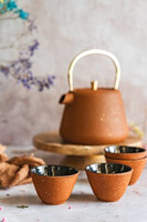 Osaka, żeliwny zestaw do herbaty na 4 osoby	