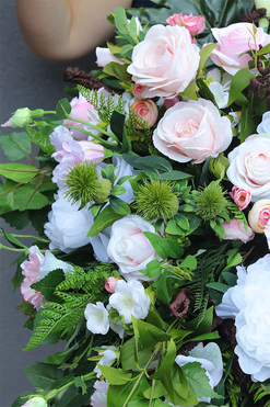 Neristo Pinkalla, elegancka wiązanka nagrobna, dł.90cm