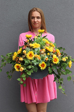 Yellow Decor, kompozycja nagrobna w naczyniu, wym.47x60cm