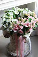 Bratki Biało-Różowe, wianek dekoracyjny na drzwi