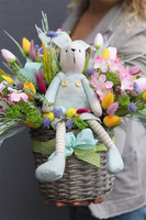 koszyczek wielkanocny z zającem, Radosna Wiosna, wym.42x42cm