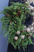 Gwiazdkowo, asymetryczny wianek zimowy