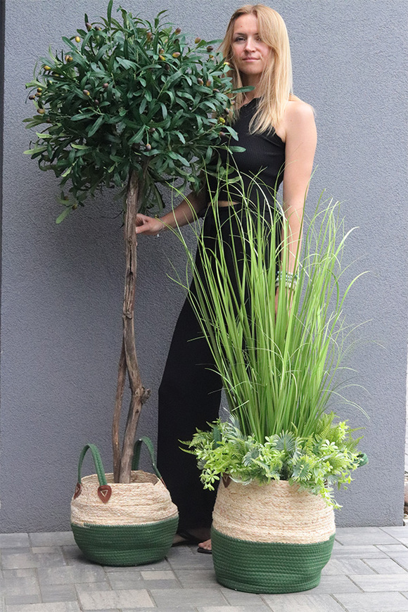 Belito Green Basket, sztuczna trawa w koszu z ziołami