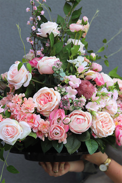 Balea Pasaja, kompozycja nagrobna w misie, wym.75x85cm