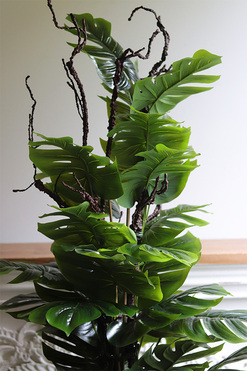 Monstera Deluxe, drzewko sztuczne w donicy, wys.130cm