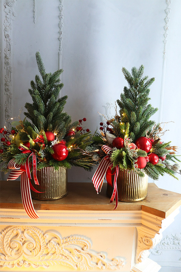 Dynastia, realistyczna choinka świąteczna z przybraniem LED