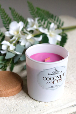 Coconut and Figs, sojowo-kokosowa świeca zapachowa w szkle, biała, 135g
