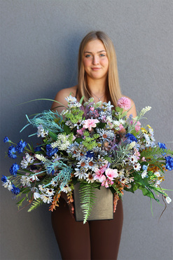 nagrobna dekoracja w osłonce, Polne Kwiaty 2, wym.60x58x55cm  