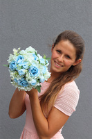 Light Blue, flowerbox z błękitną różą, wys.25cm