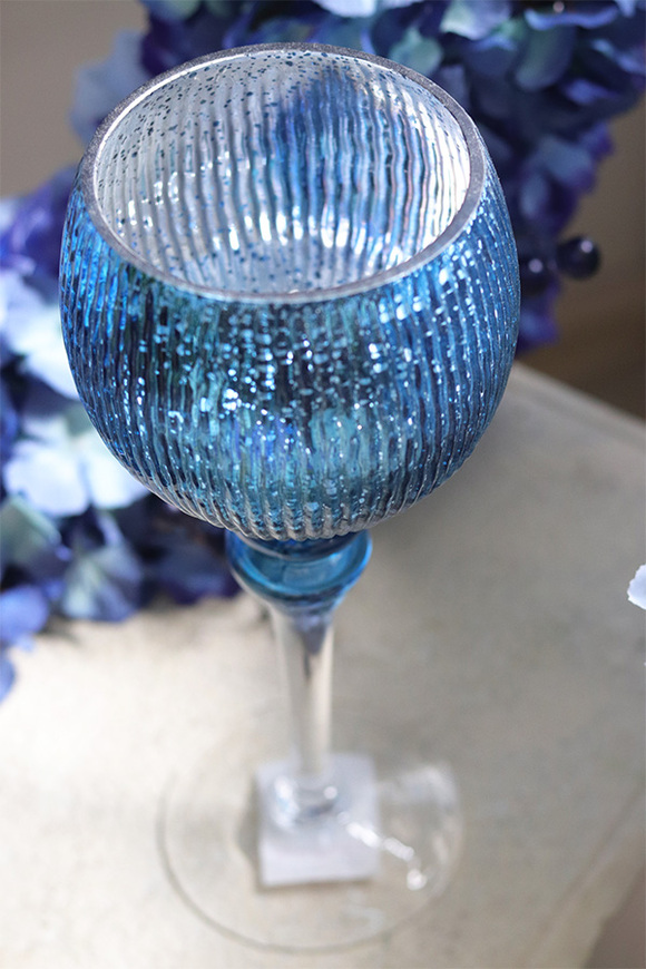 Heavenly, elegancki szklany świecznik na nodze