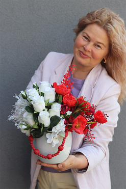 OD RĘKI Pierwsza Dama, kompozycja kwiatowa w donicy, wym.33x37cm