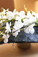 Most Pamięci Volcan, kompozycja nagrobna w misie