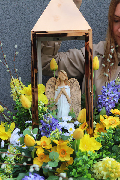 Angelo Garden Spring 2, elegancka dekoracja nagrobna