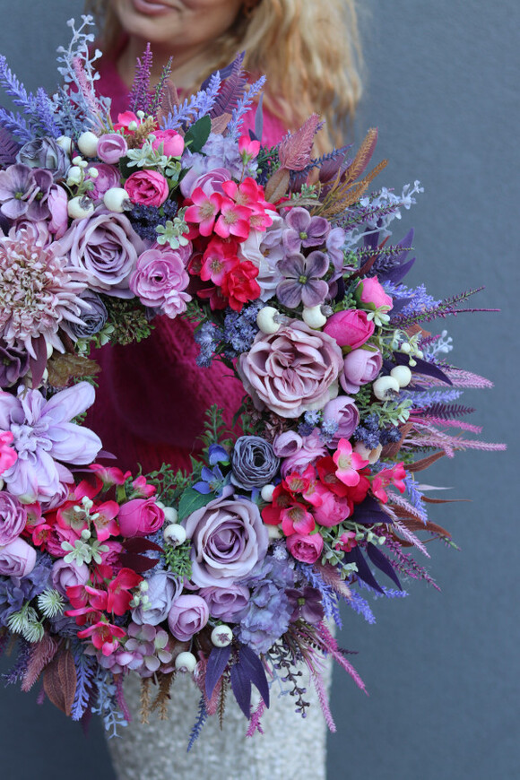 Viola Rosa, kwiatowy wianek na drzwi