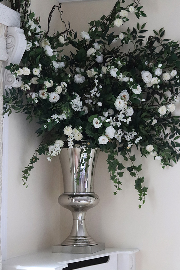 Biały Dworek Saute A, kompozycja kwiatowa do Twojej donicy